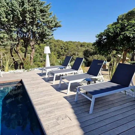 Magnifique Villa De Luxe Au Coeur De La Garrigue Nimes Exterior photo